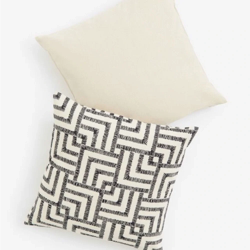 New West Elm (Set of 2) Black & White Abstract Throw Pillow Cover Case 20